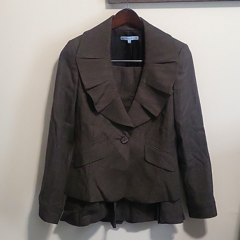 Suit